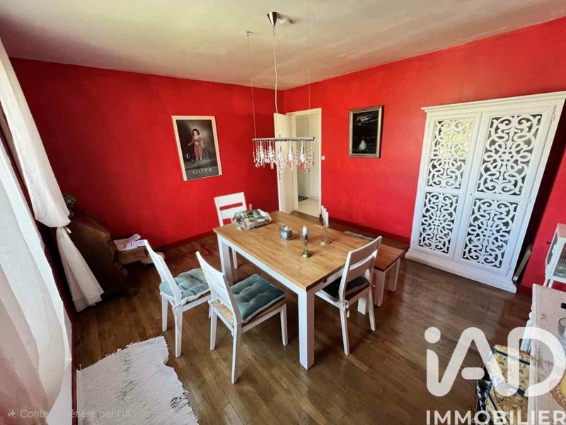 Maison de village - 80 m² - 4 pièces