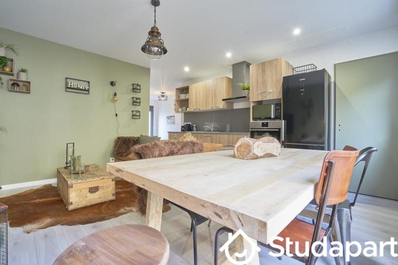 Chambre - 10 m² - 1 pièce