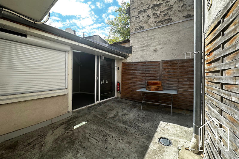 Maison - 350 m² - 6 pièces