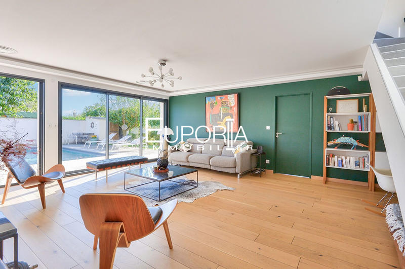 Villa - 160 m² - 6 pièces