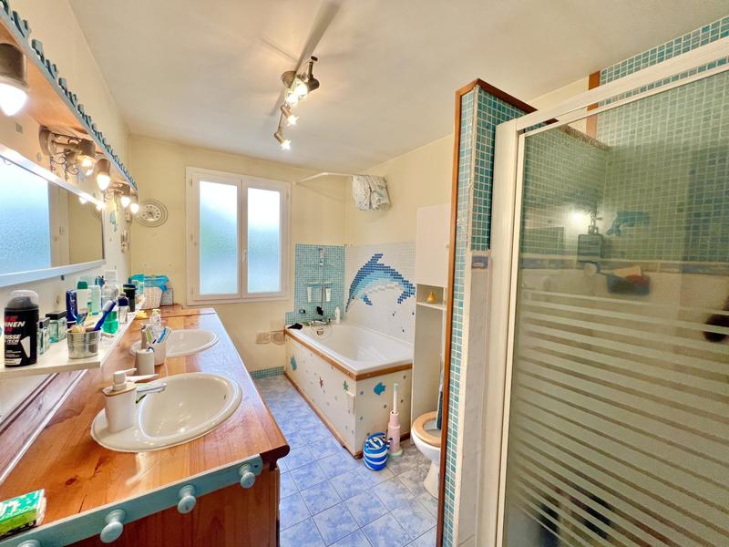 Maison - 142 m² - 6 pièces