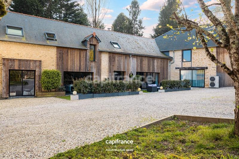 Loft - 171 m² - 6 pièces