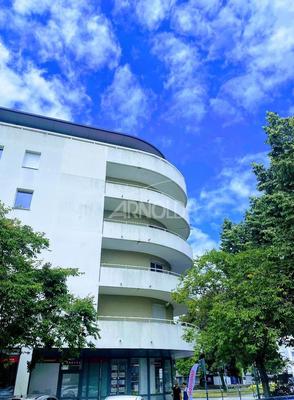 Appartement - 168 m² - 5 pièces