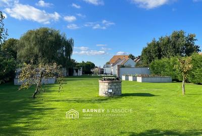 Maison - 350 m² - 8 pièces