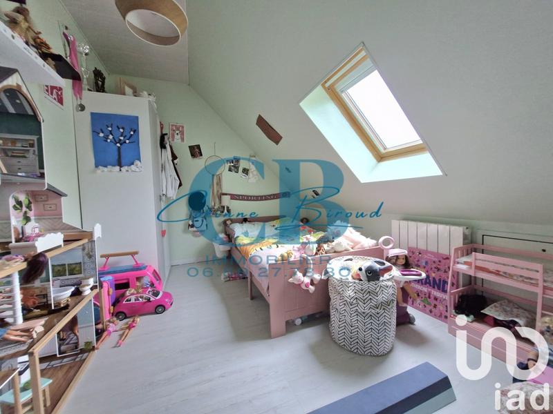 Maison - 94 m² - 5 pièces