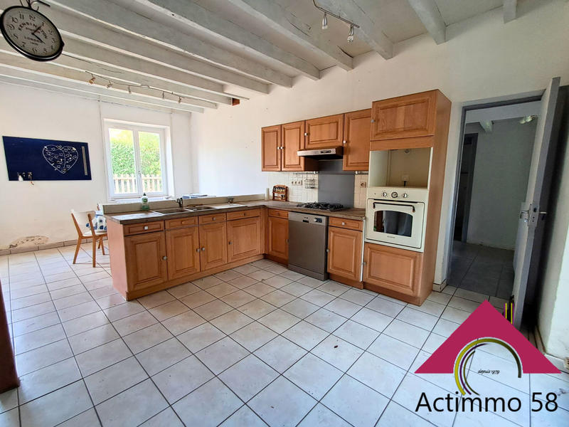 Maison - 162 m² - 8 pièces