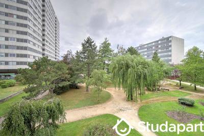 Chambre - 12 m² - 1 pièce