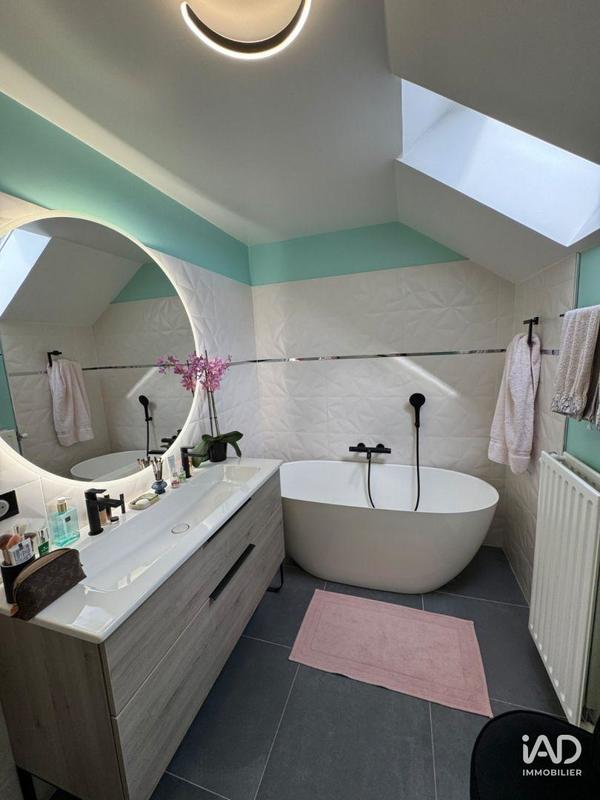 Maison - 138 m² - 6 pièces