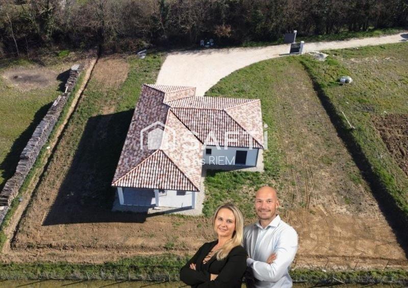 Maison - 100 m² - 4 pièces