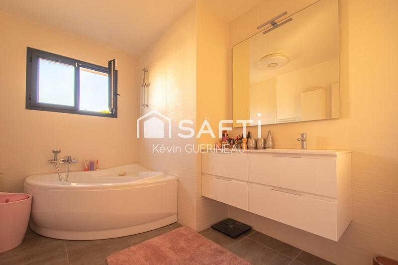 Maison - 115 m² - 4 pièces