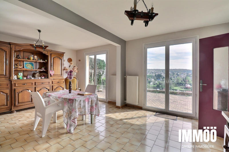 Maison - 142 m² - 6 pièces