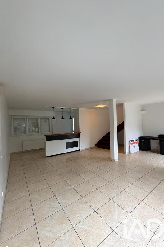 Maison - 111 m² - 5 pièces