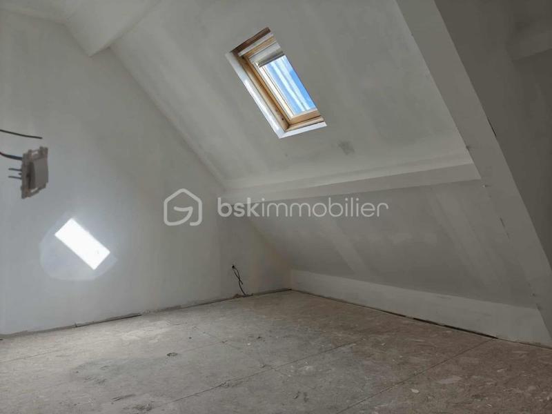 Maison ancienne - 110 m² - 8 pièces