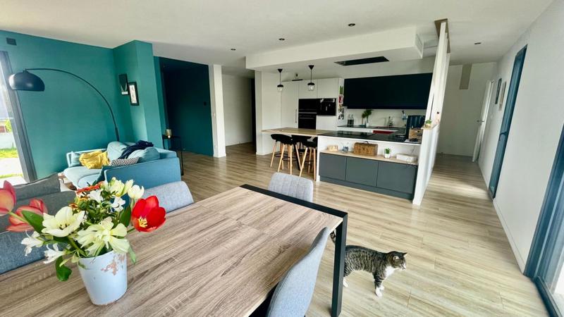 Maison - 178 m² - 7 pièces