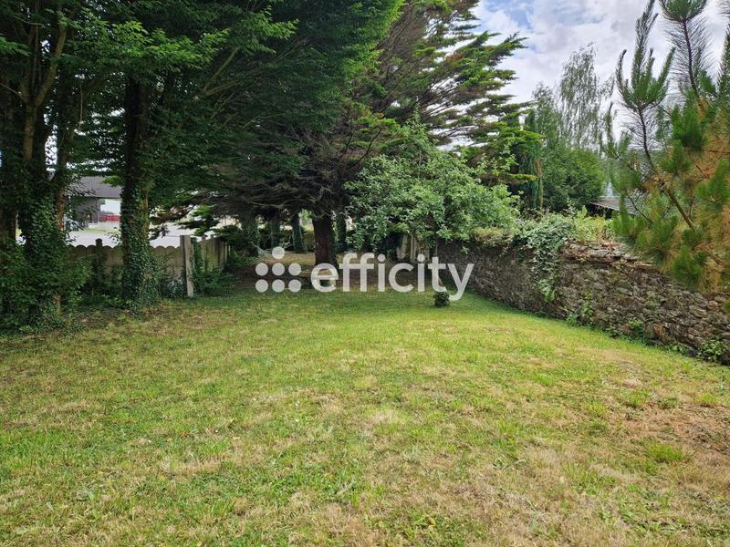 Maison - 197 m² - 9 pièces