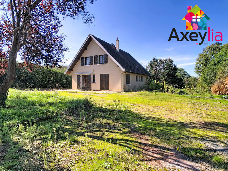 Maison - 179 m² - 9 pièces