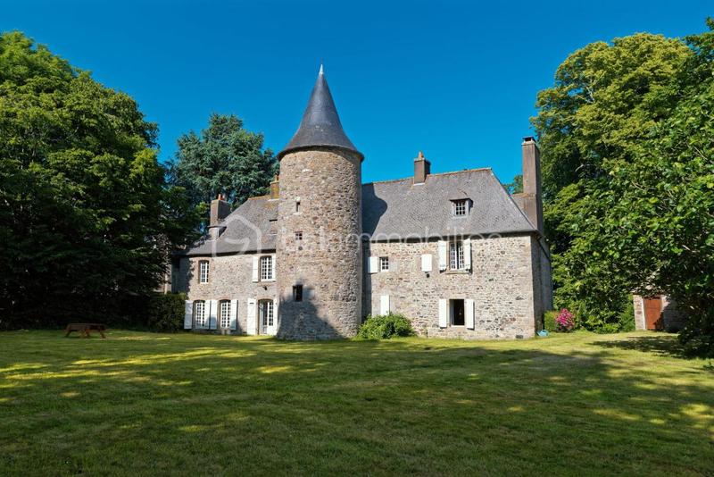 Manoir - 300 m² - 16 pièces