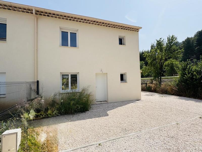 Maison - 83 m² - 4 pièces