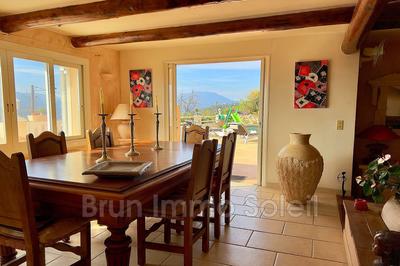 Maison - 180 m² - 6 pièces