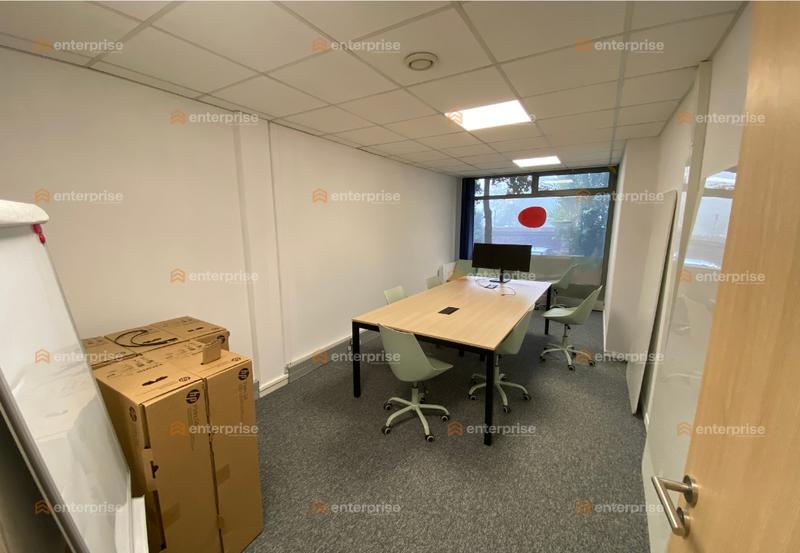Bureau - 147 m²