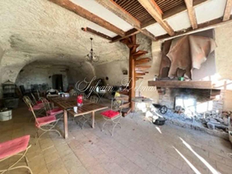 Château - 1 000 m² - 16 pièces