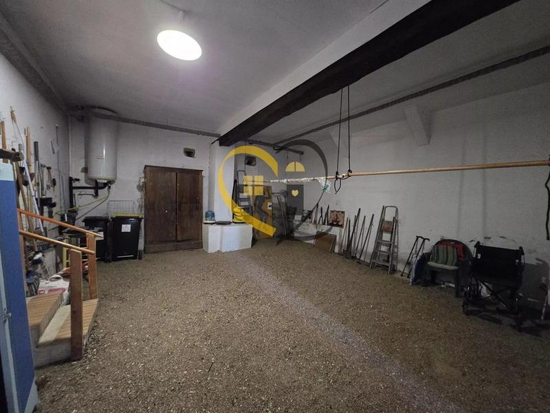 Maison - 180 m² - 5 pièces