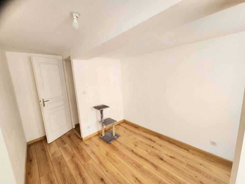 Maison - 94 m² - 5 pièces