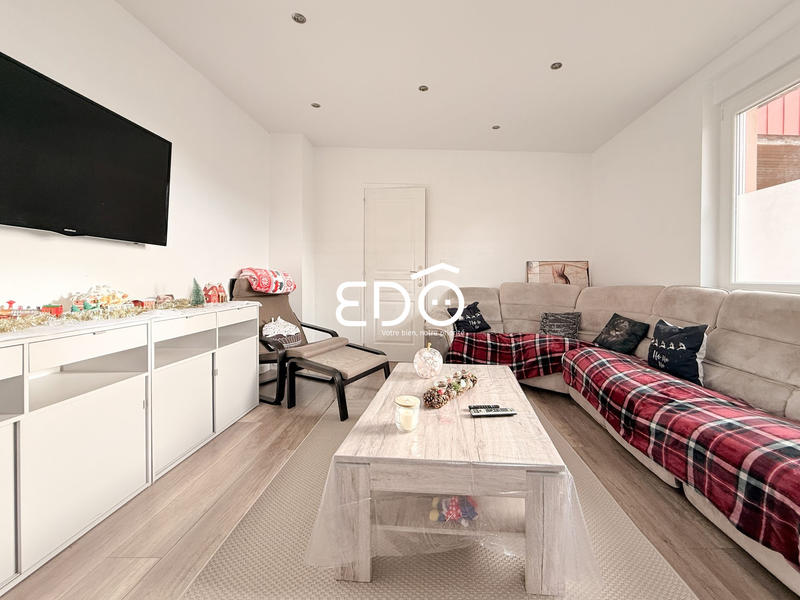 Appartement - 94 m² - 5 pièces