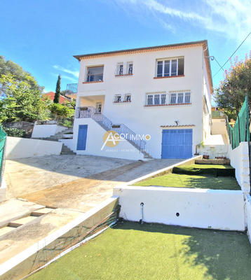 Maison - 167 m² - 8 pièces