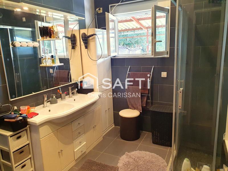 Maison - 269 m² - 7 pièces