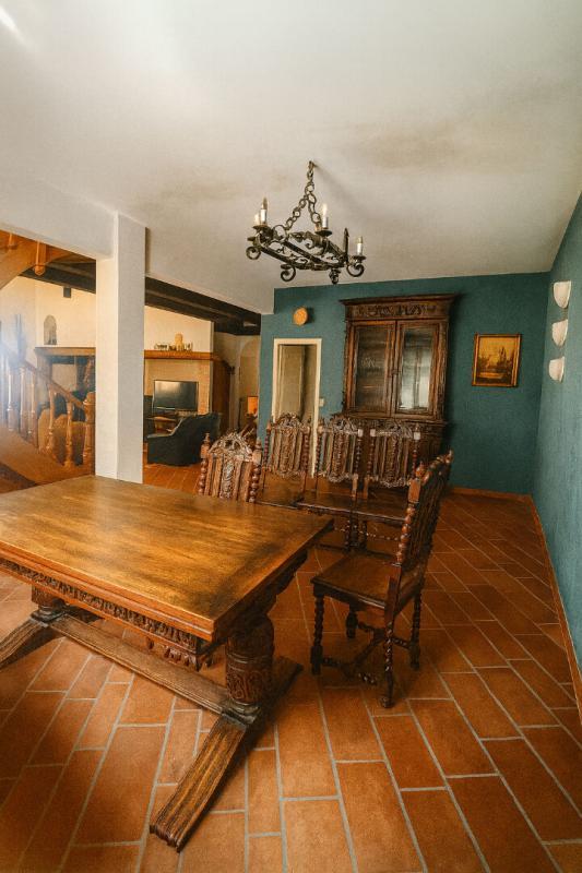 Maison - 300 m² - 10 pièces