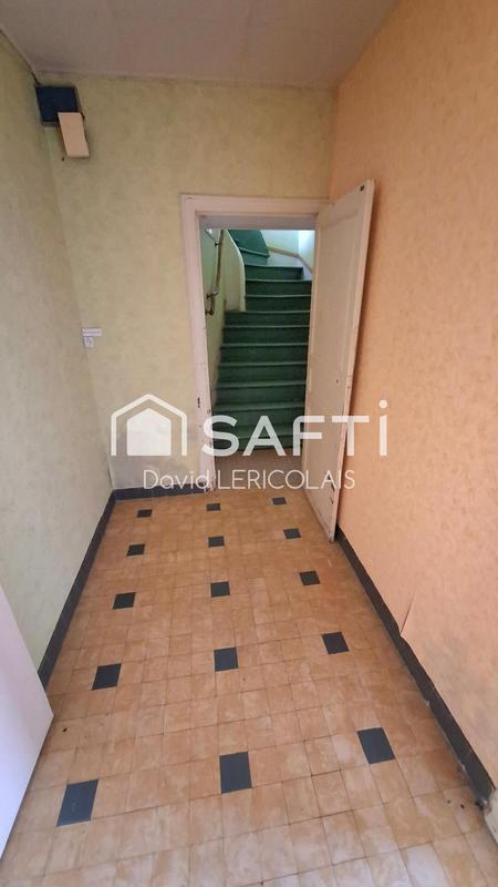 Maison - 215 m² - 10 pièces