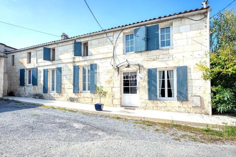 Maison en pierre - 190 m² - 7 pièces