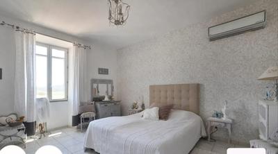 Maison - 186 m² - 10 pièces