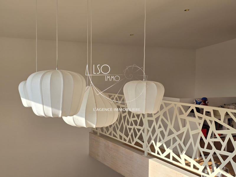 Maison traditionnelle - 172 m² - 5 pièces