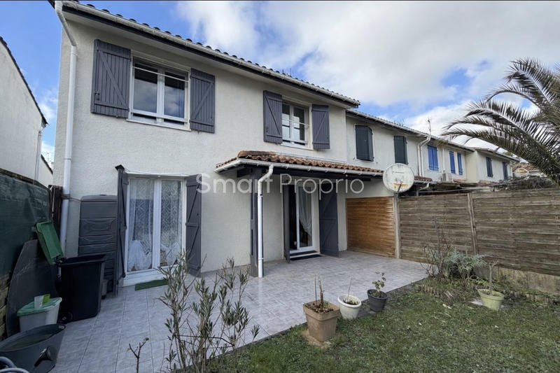 Maison - 95 m² - 4 pièces