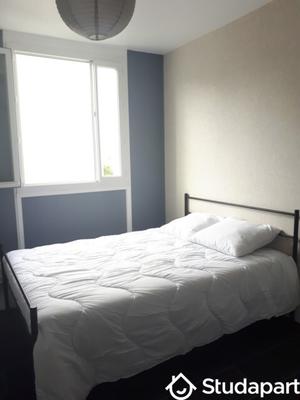 Chambre - 10 m² - 1 pièce