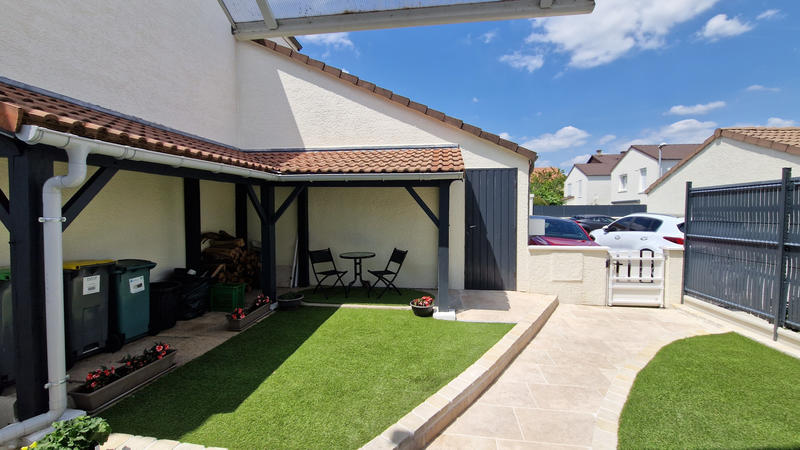 Maison - 88 m² - 5 pièces