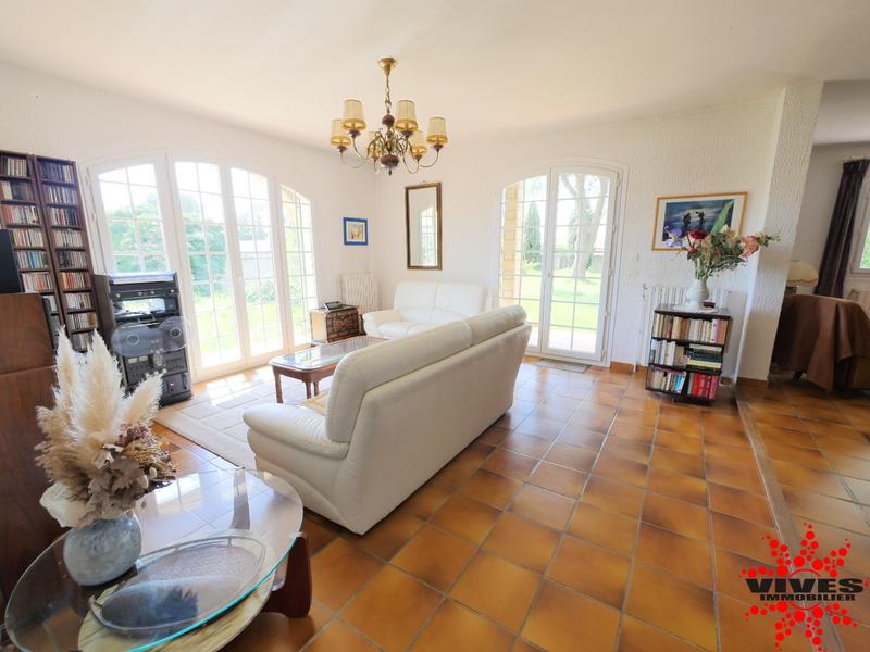 Villa - 186 m² - 6 pièces