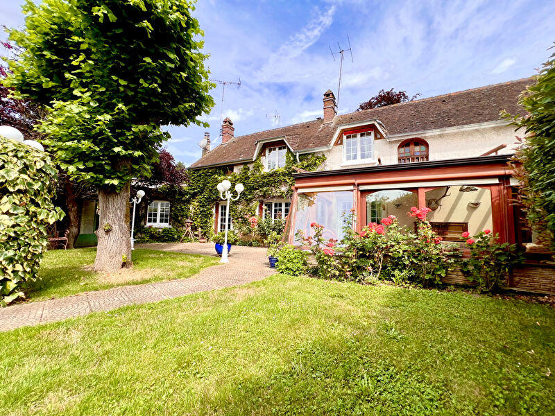 Maison - 174 m² - 6 pièces