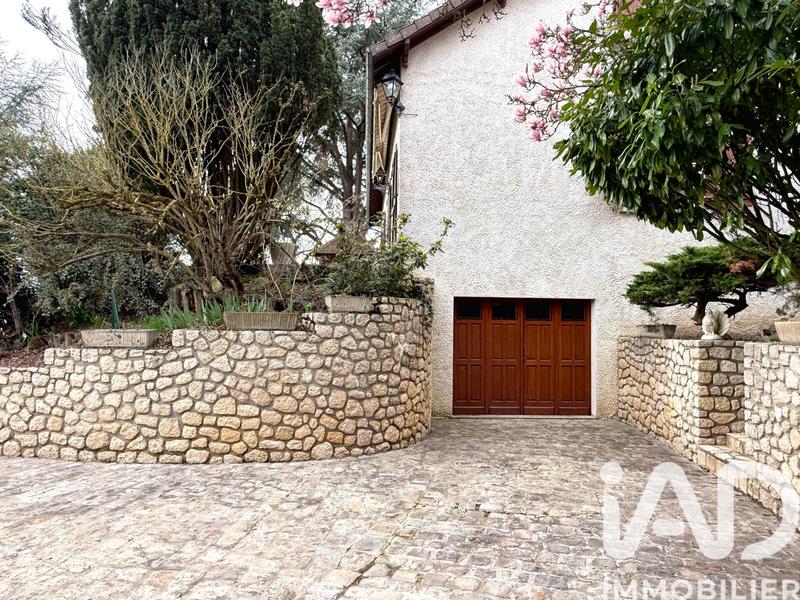 Maison - 169 m² - 7 pièces