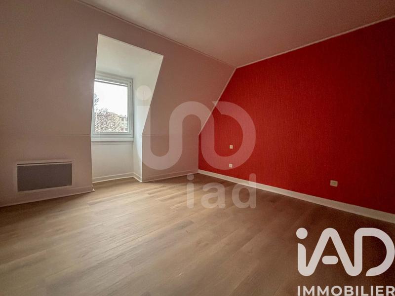 Maison de ville - 239 m² - 9 pièces