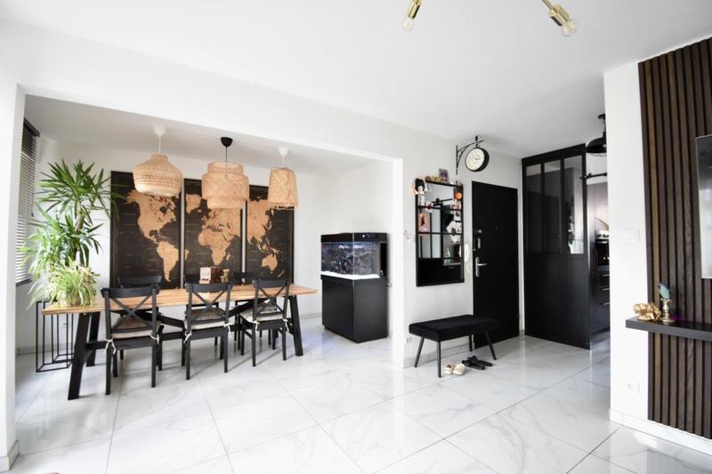 Appartement - 104 m² - 6 pièces