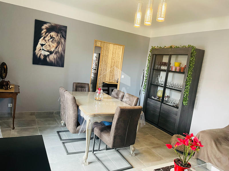 Maison - 136 m² - 5 pièces