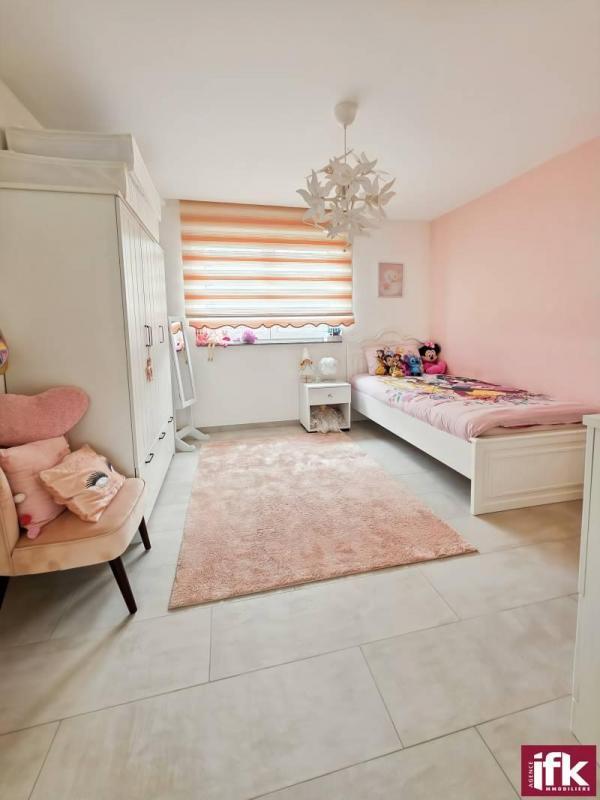 Maison - 165 m² - 6 pièces