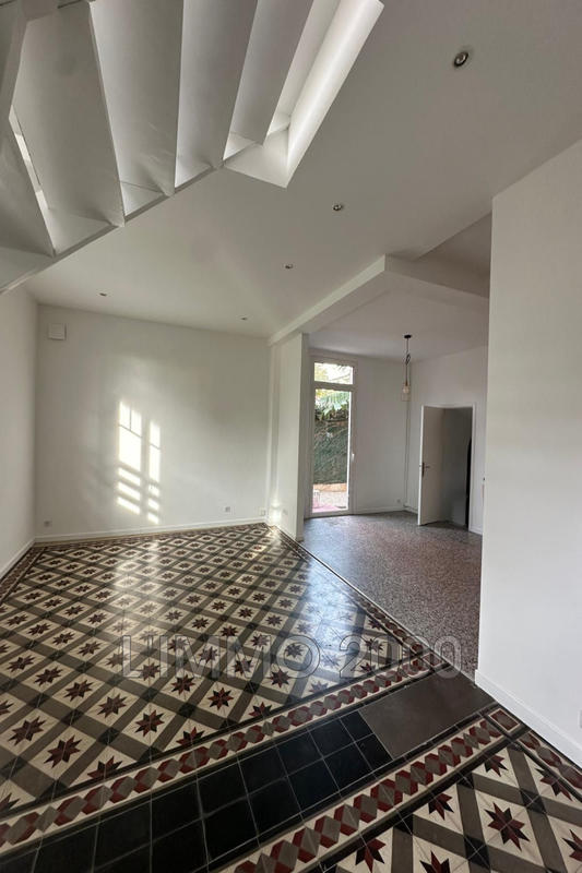 Villa - 100 m² - 5 pièces