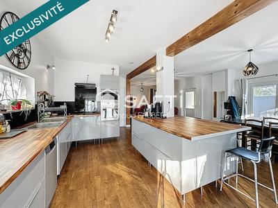 Maison - 109 m² - 5 pièces