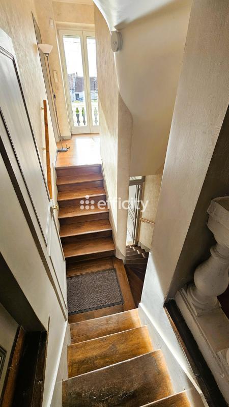 Appartement - 136 m² - 5 pièces