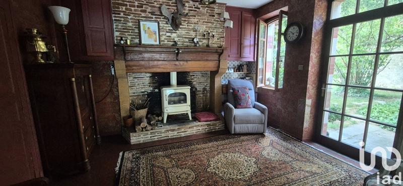 Maison - 218 m² - 8 pièces