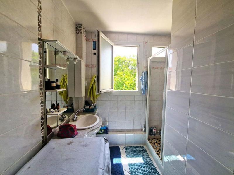 Appartement - 86 m² - 4 pièces